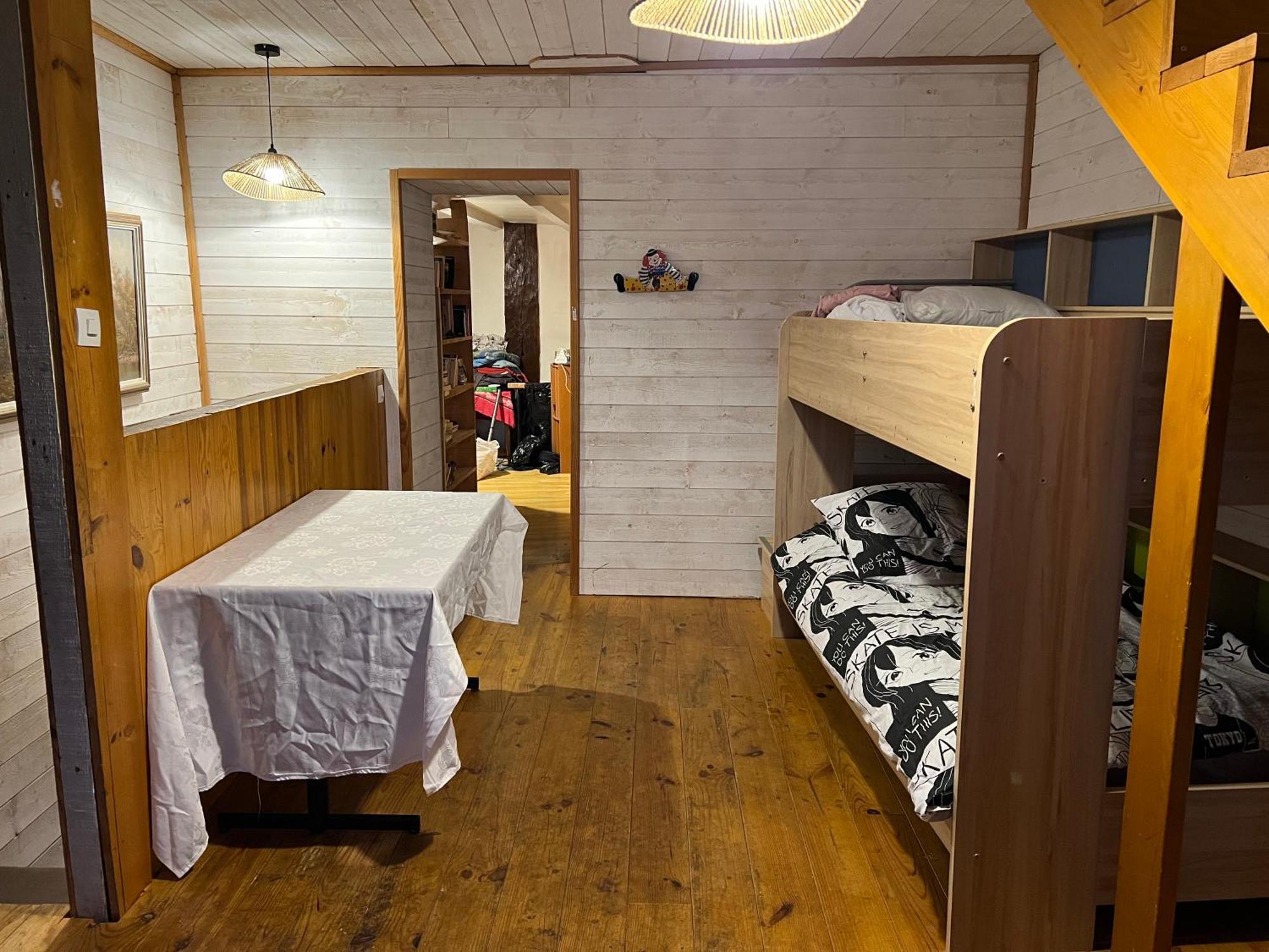 Aux Songes D'Elise Apartment Belmont  Bagian luar foto