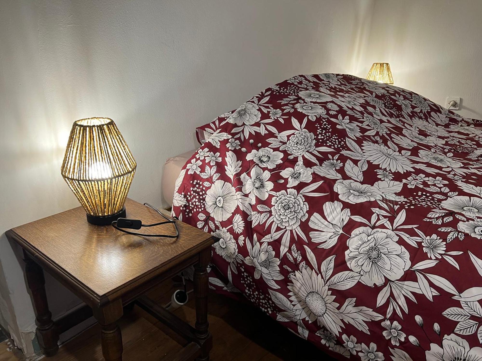 Aux Songes D'Elise Apartment Belmont  Bagian luar foto