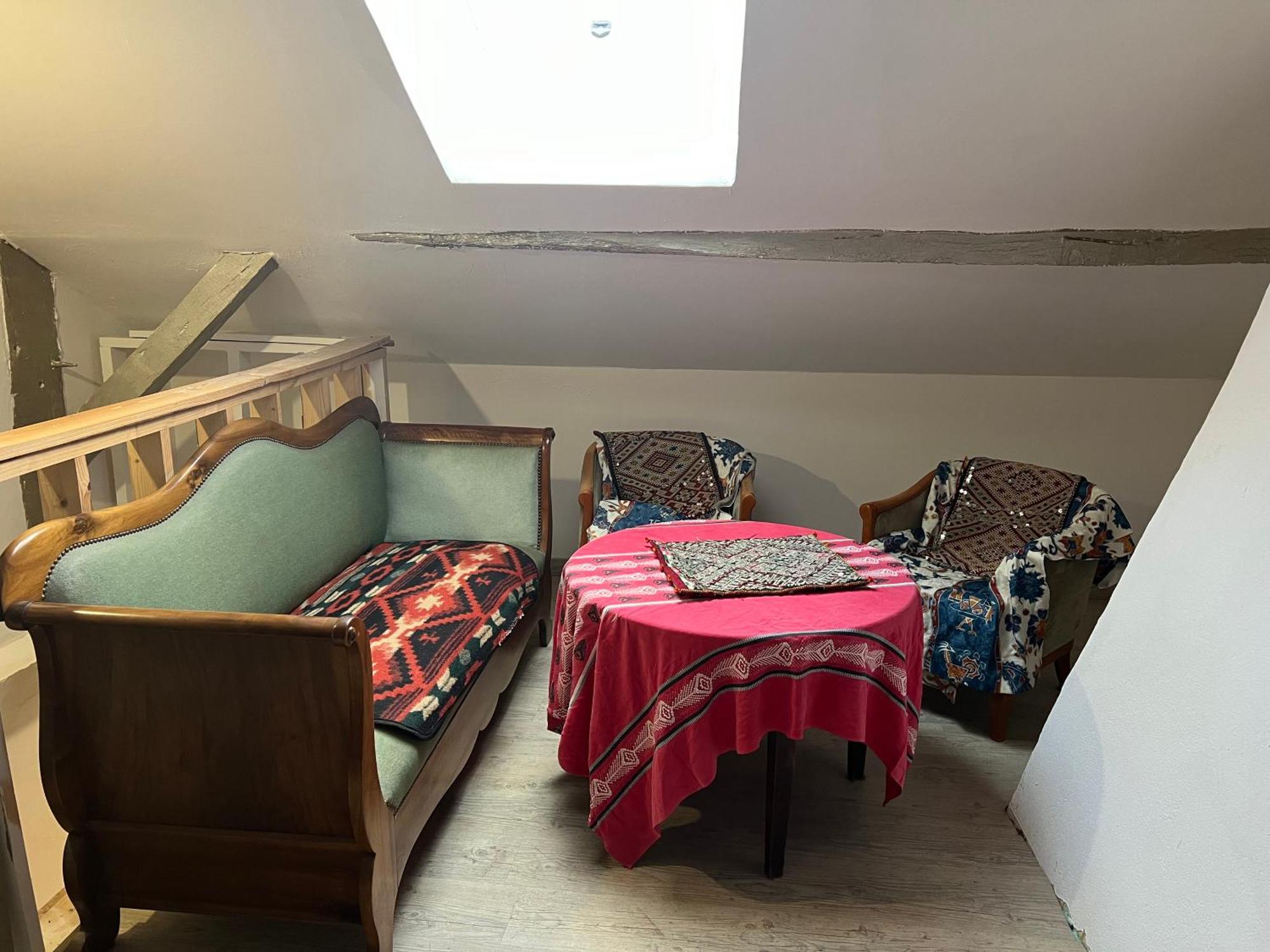 Aux Songes D'Elise Apartment Belmont  Bagian luar foto